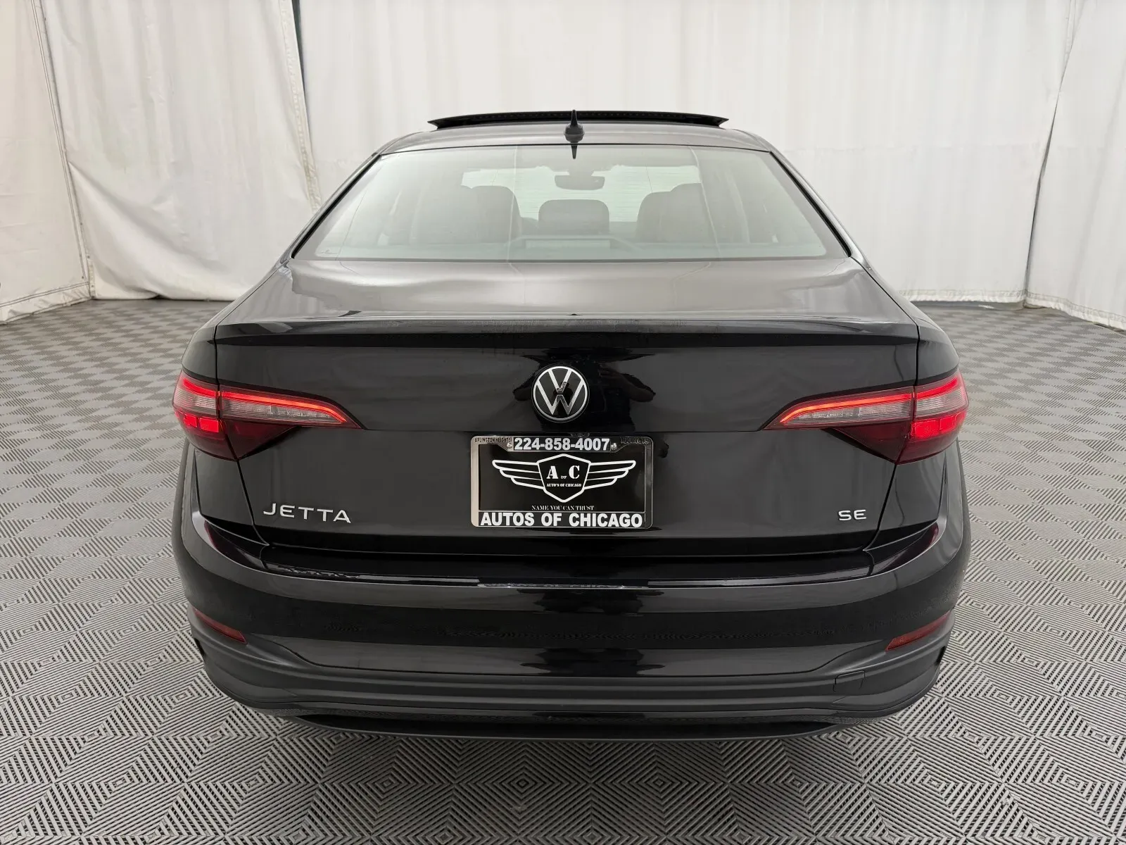 Volkswagen Jetta photo 6
