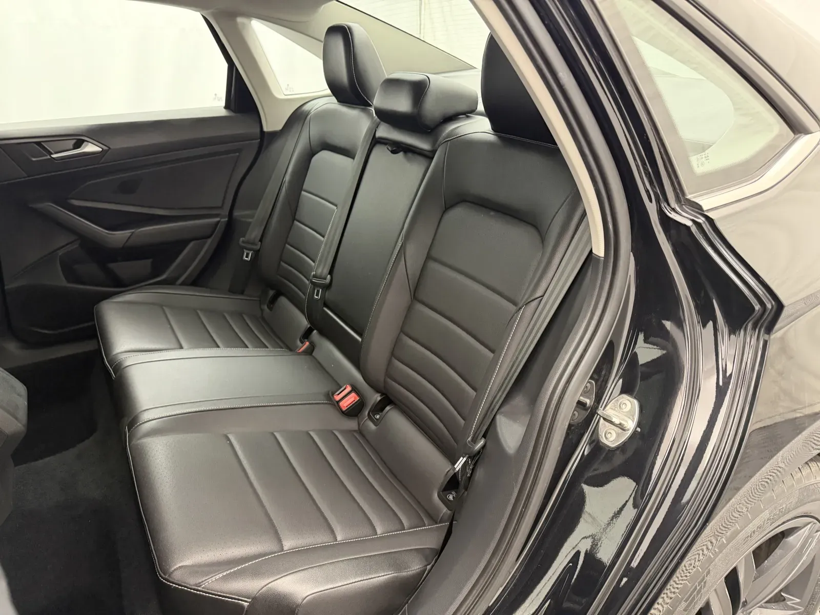 Volkswagen Jetta photo 29