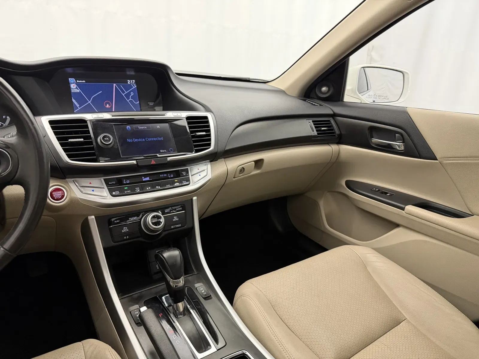 Honda Accord photo 14
