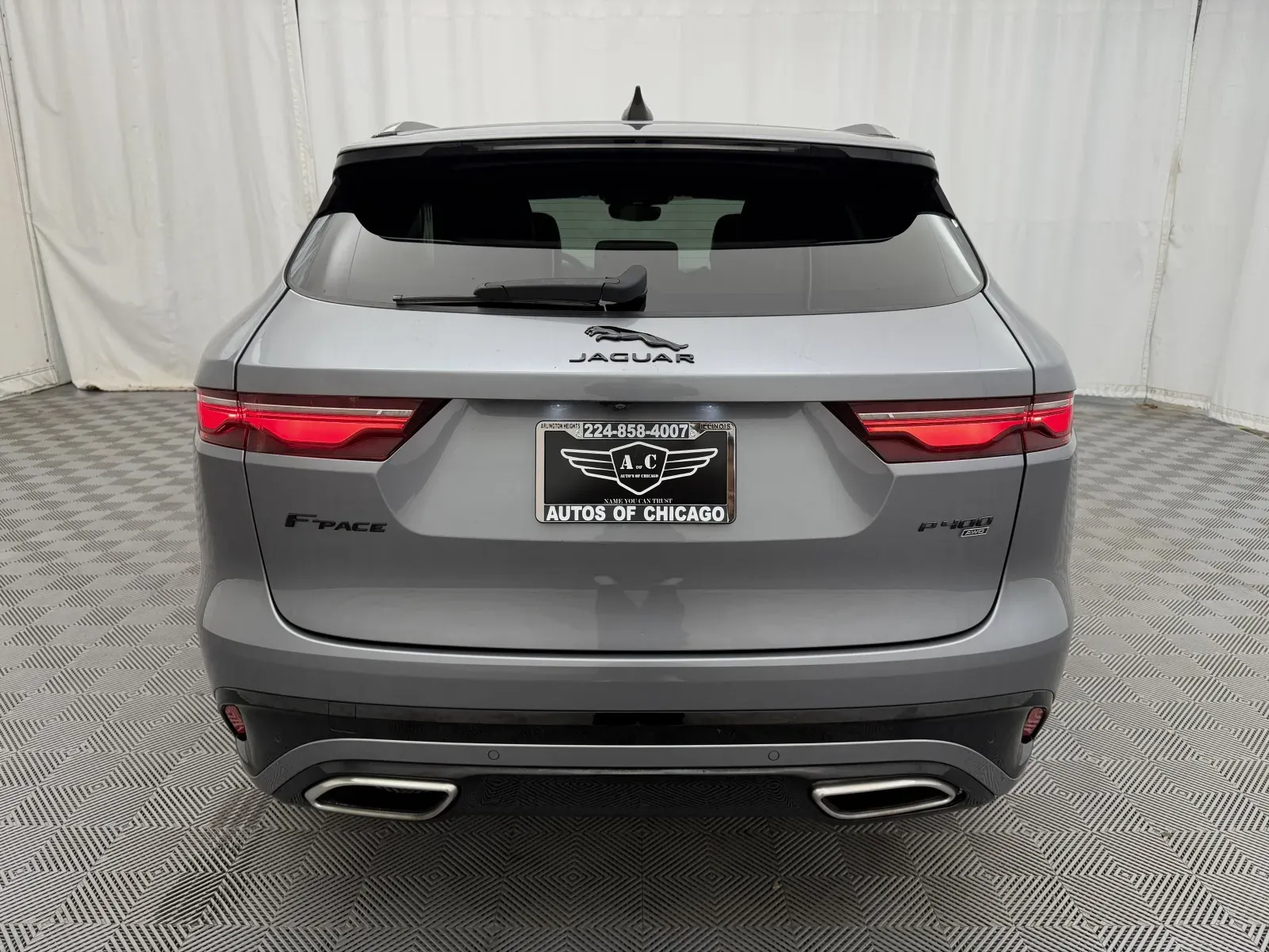 Jaguar F-PACE photo 6