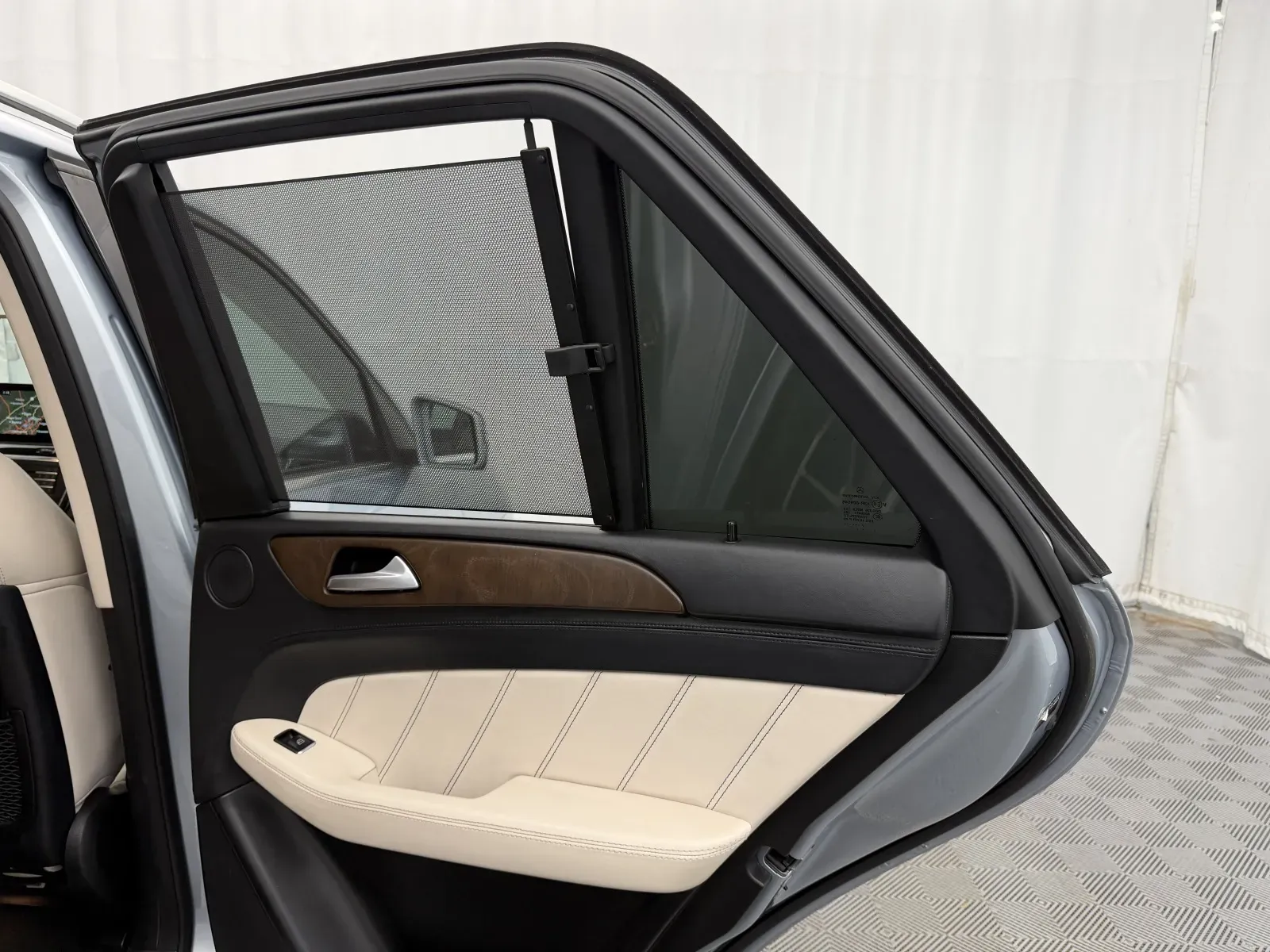 Mercedes-Benz GLE photo 45
