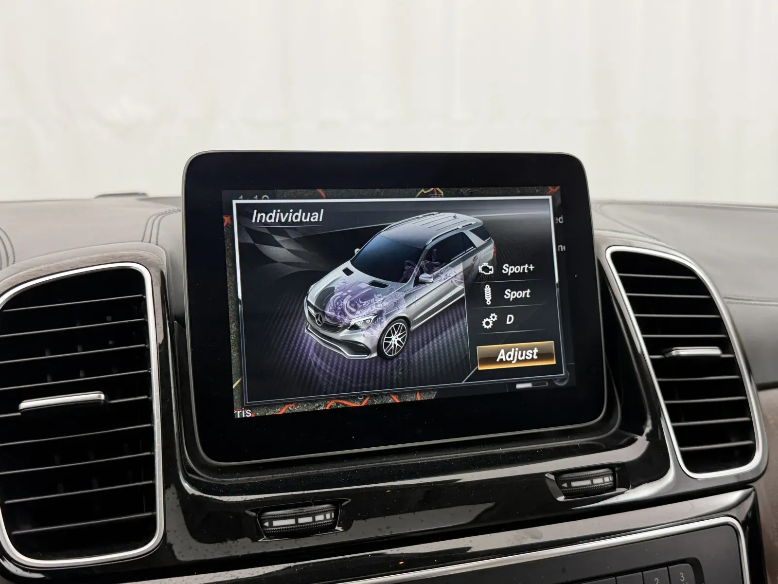 Mercedes-Benz GLE photo 22