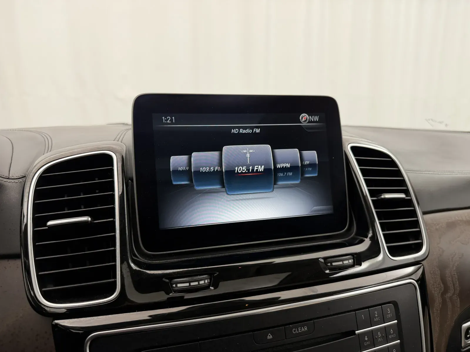 Mercedes-Benz GLE photo 36