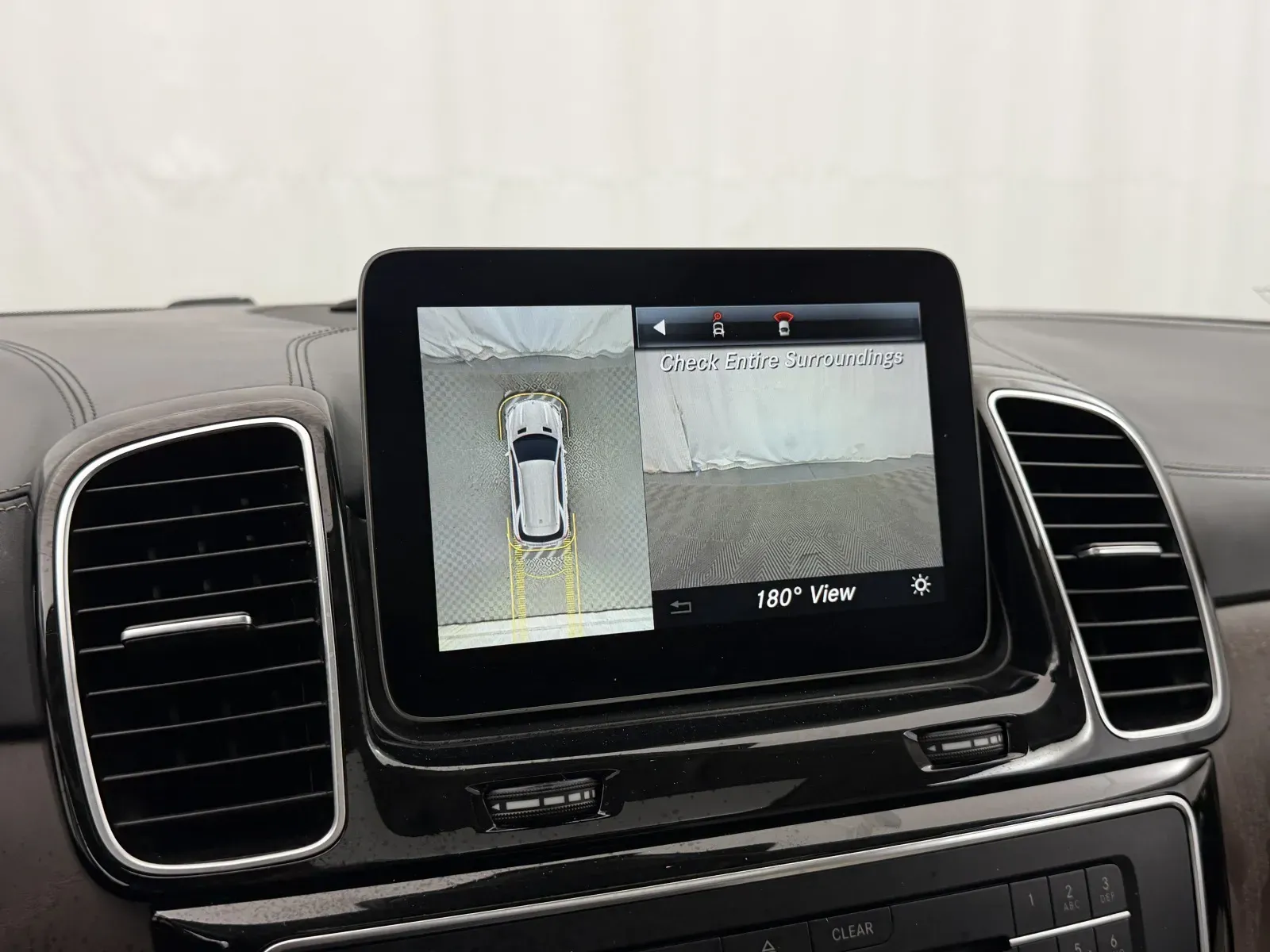 Mercedes-Benz GLE photo 34