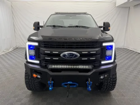 More photos of 2017 Ford Super Duty F-350 SRW XL at Autos of Chicago, IL