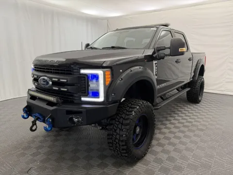 Photos of 2017 Ford Super Duty F-350 SRW XL for sale in Arlington Heights, IL at Autos of Chicago