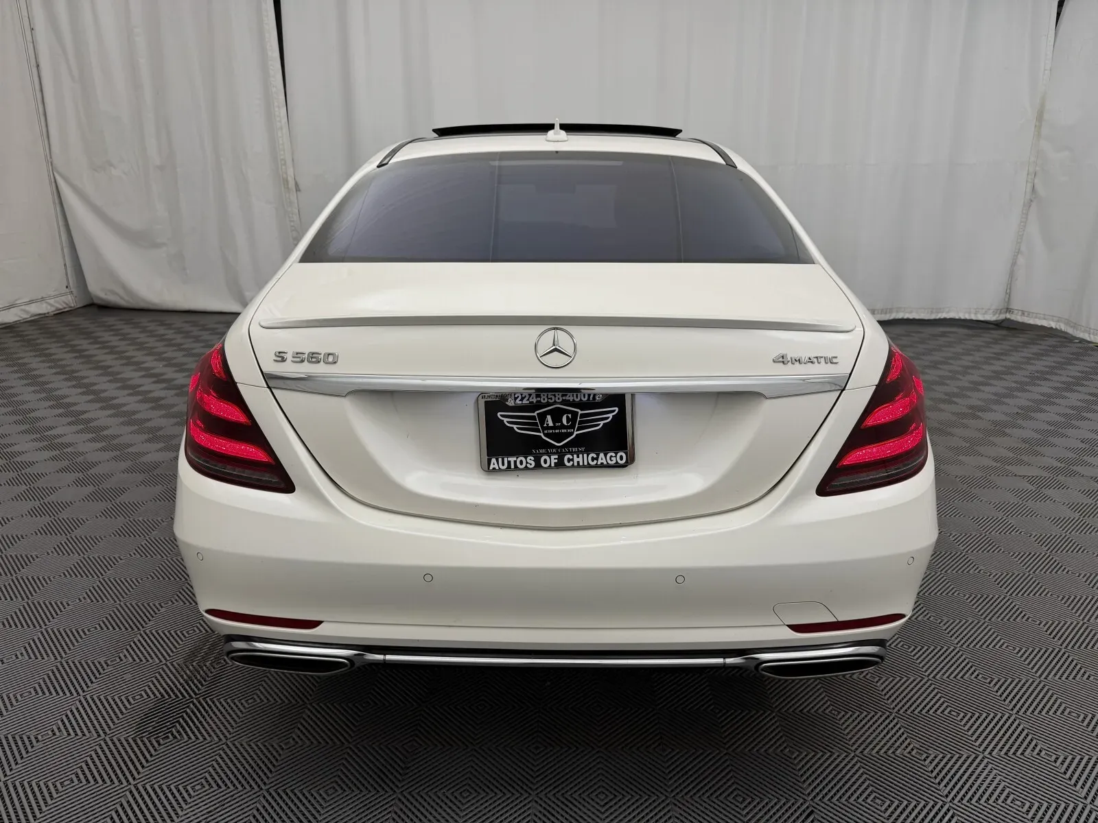 Mercedes-Benz S-Class photo 6