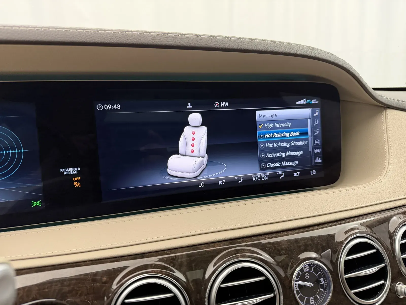 Mercedes-Benz S-Class photo 31