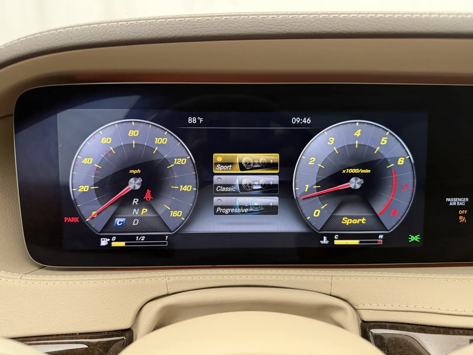 Mercedes-Benz S-Class photo 14