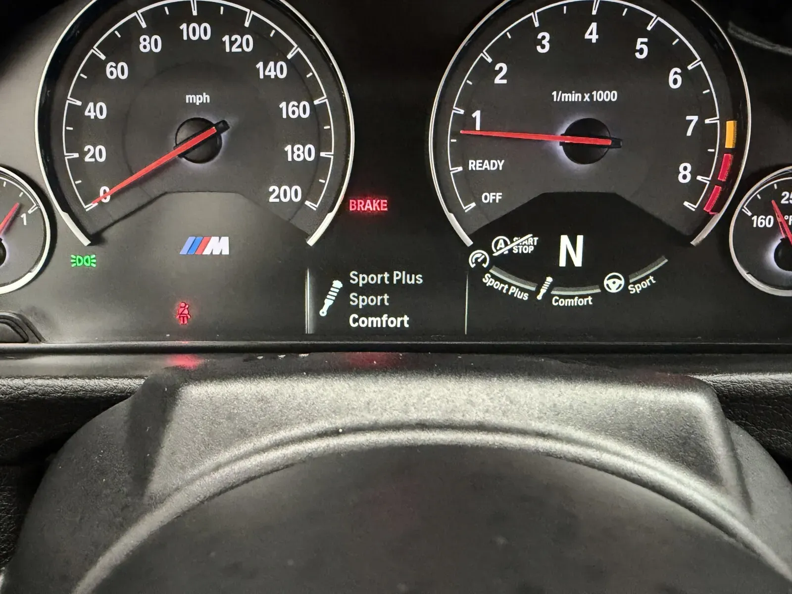 BMW M4 photo 25