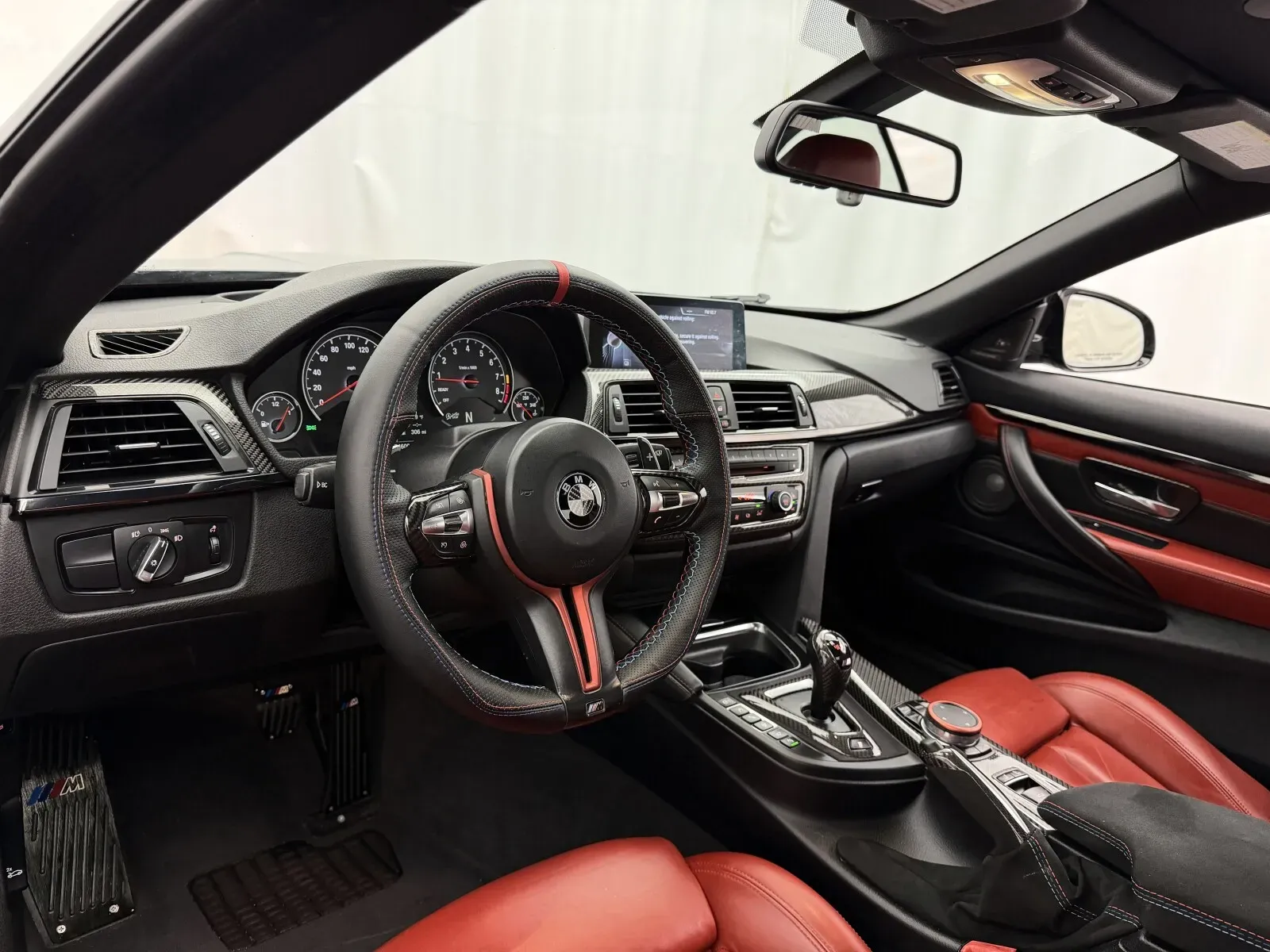 BMW M4 photo 17