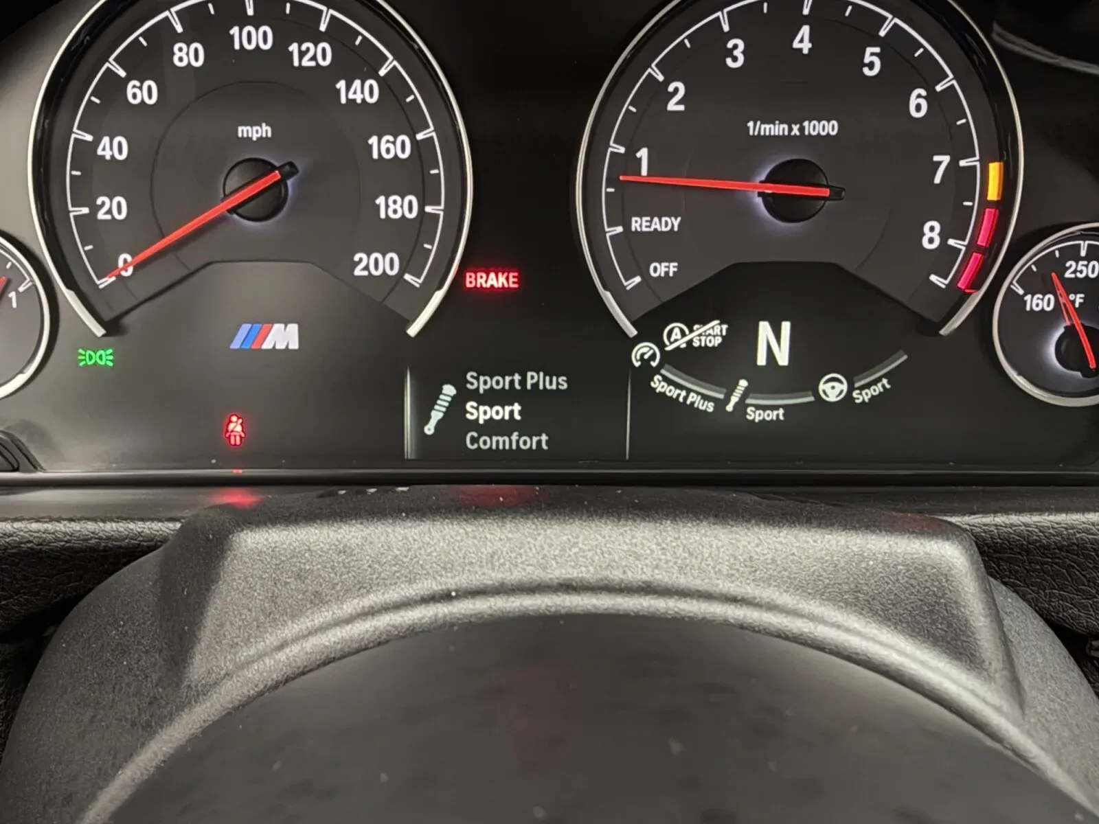 BMW M4 photo 24