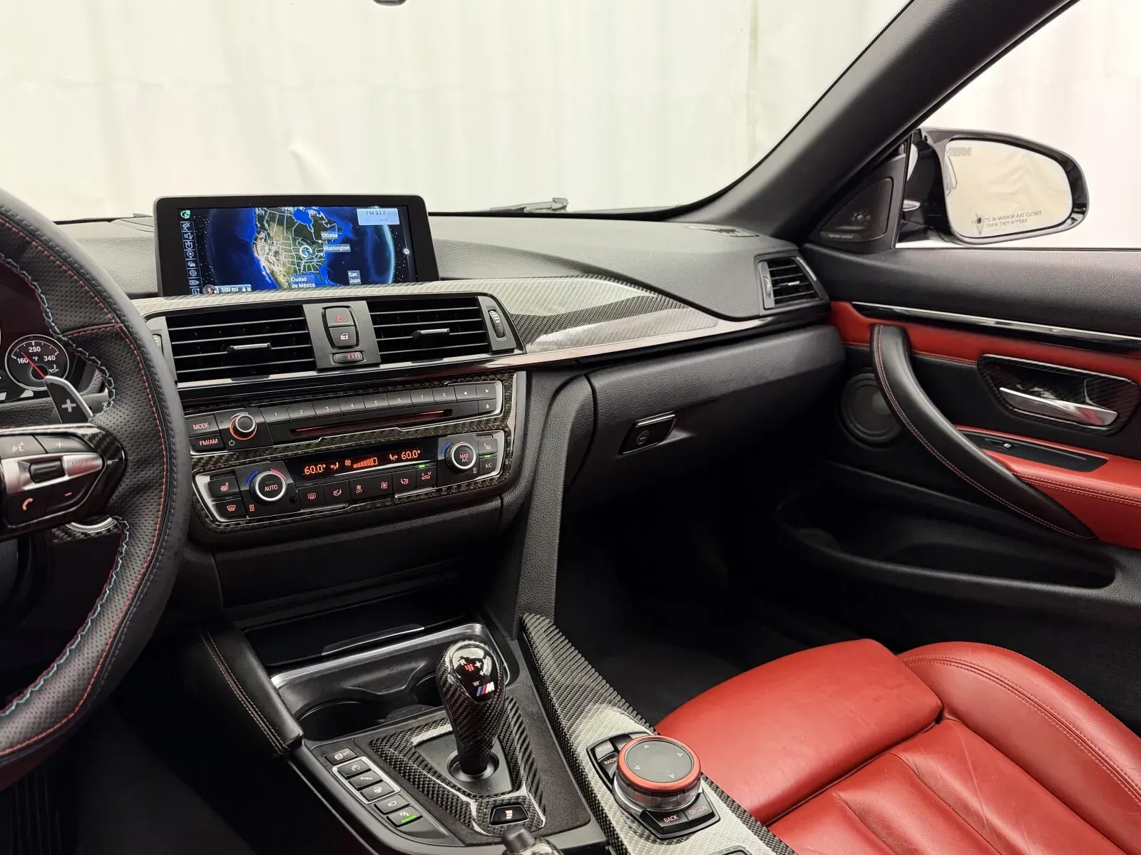 BMW M4 photo 32