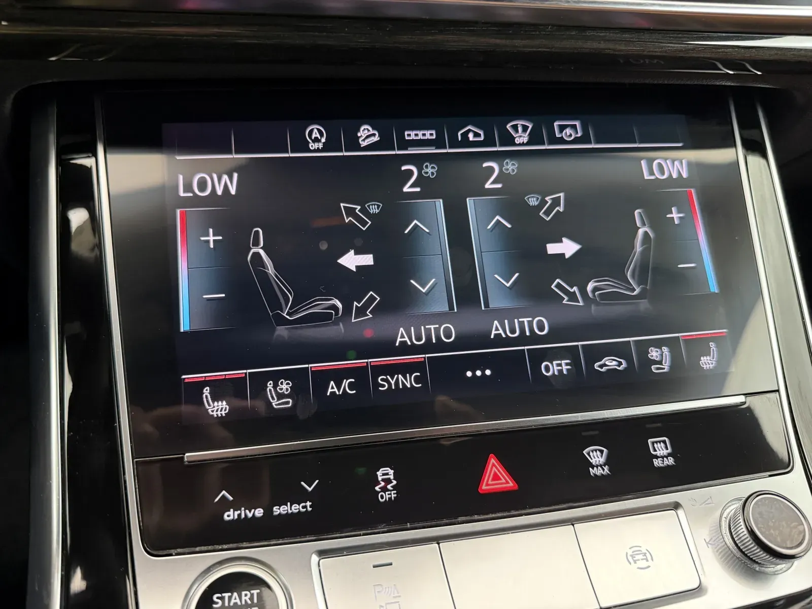 Audi Q8 photo 44