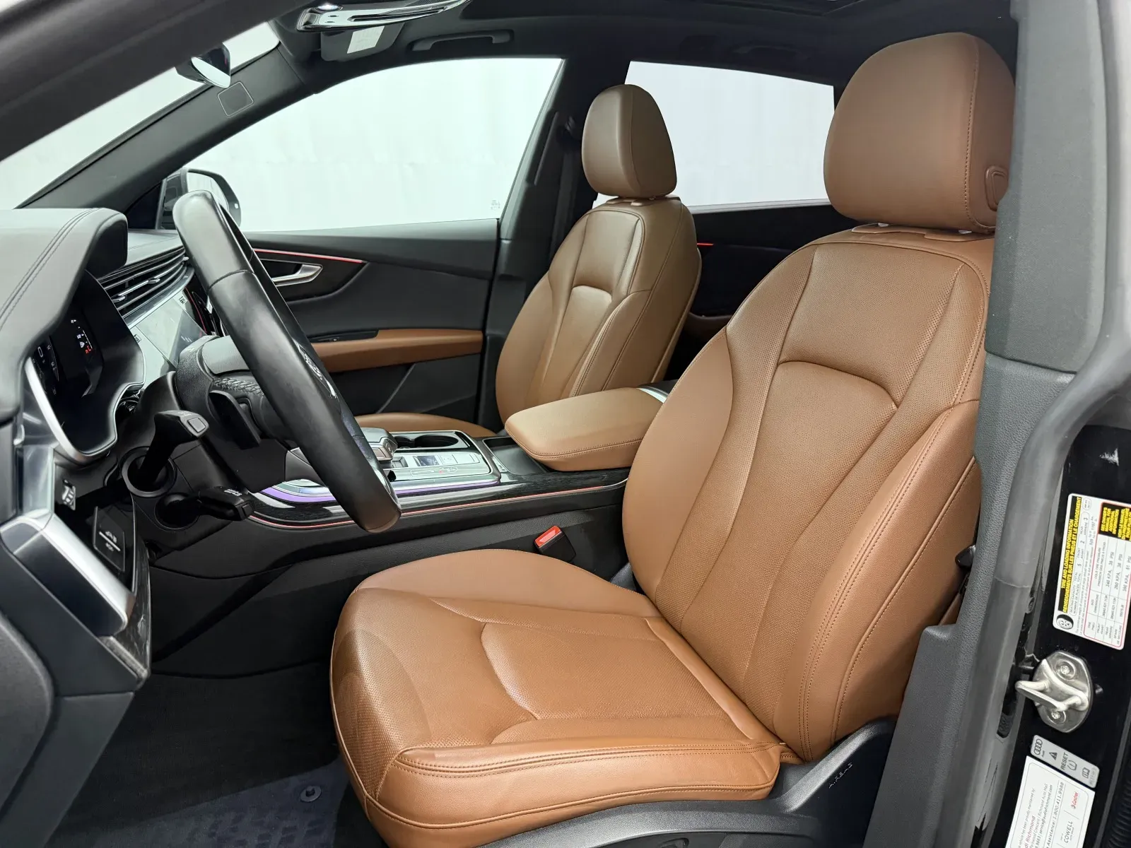 Audi Q8 photo 11