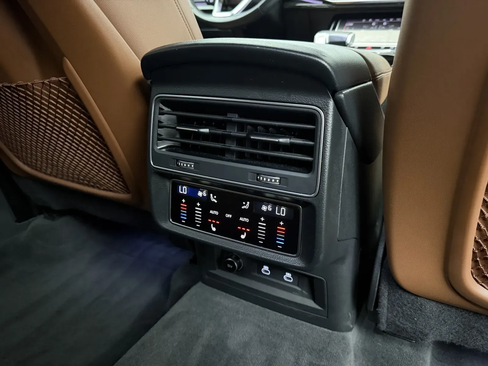 Audi Q8 photo 49