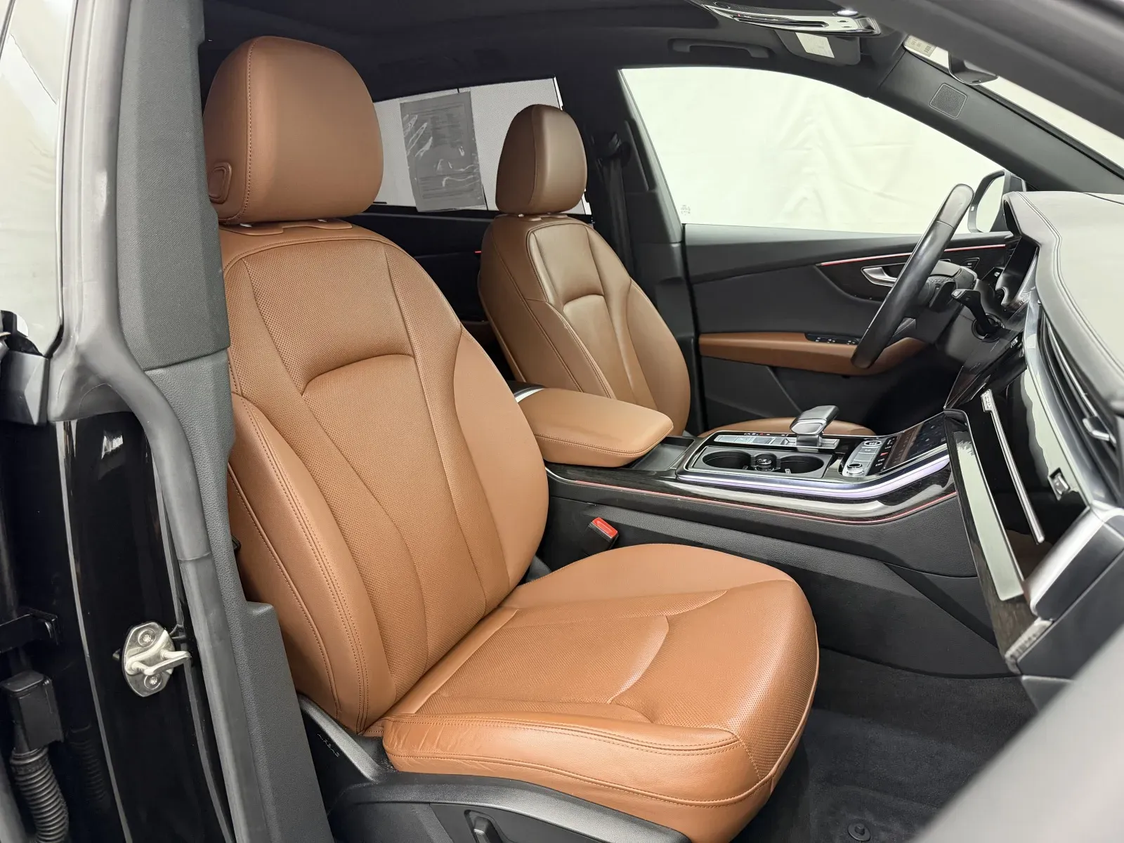 Audi Q8 photo 51