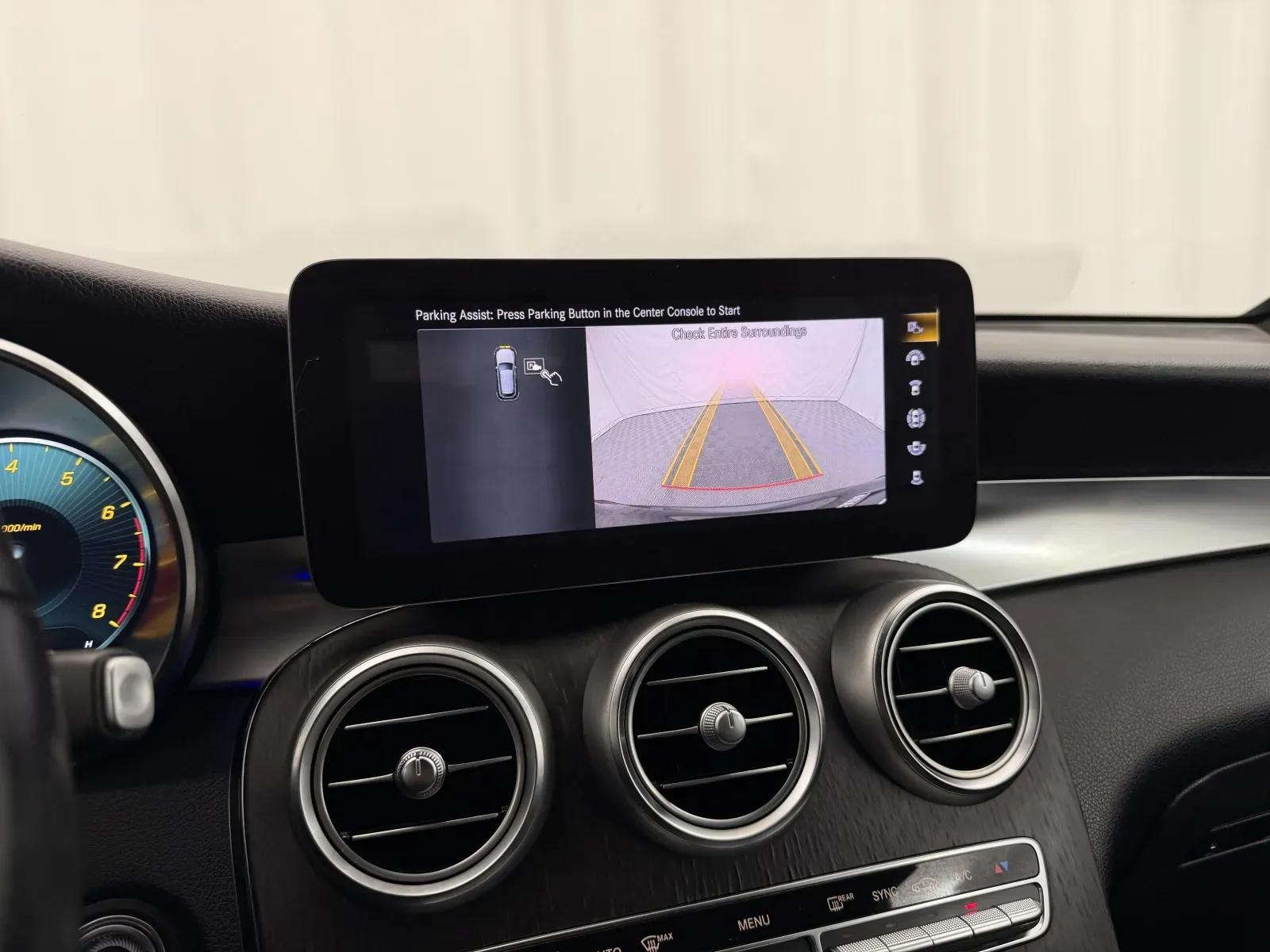 Mercedes-Benz GLC photo 20