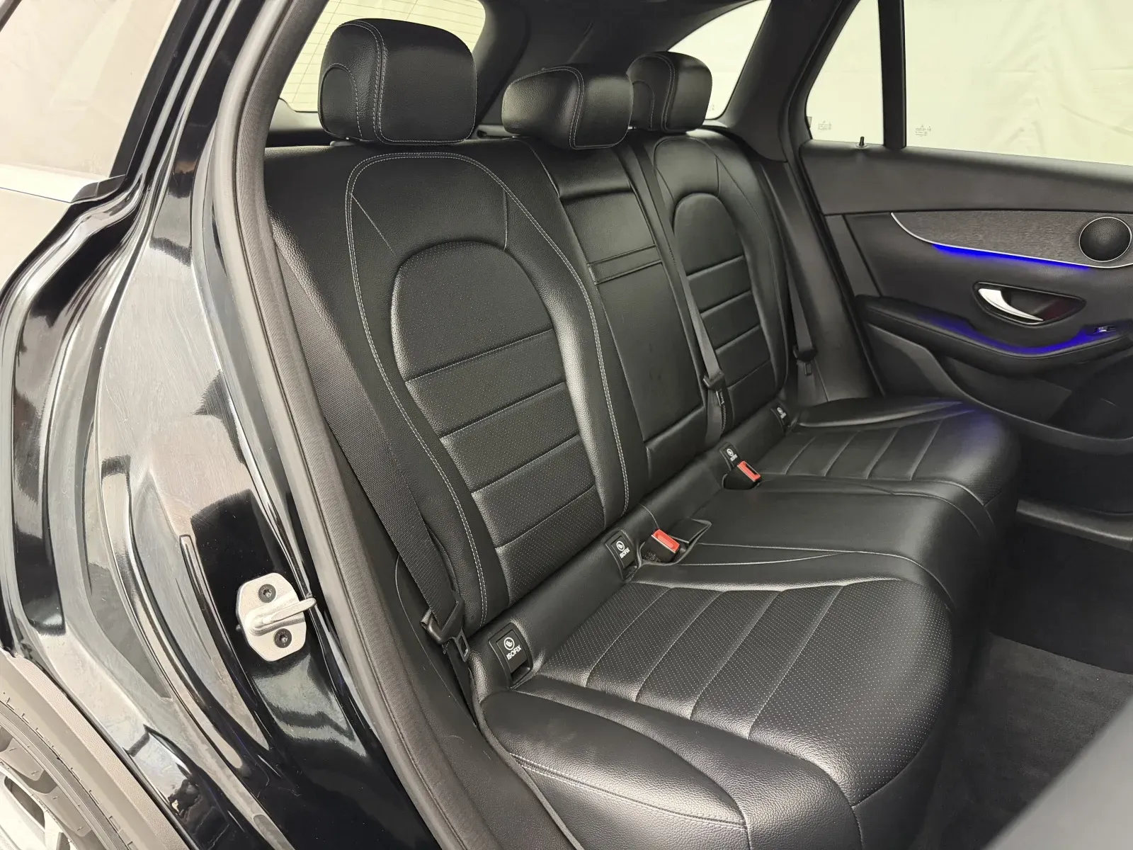Mercedes-Benz GLC photo 38