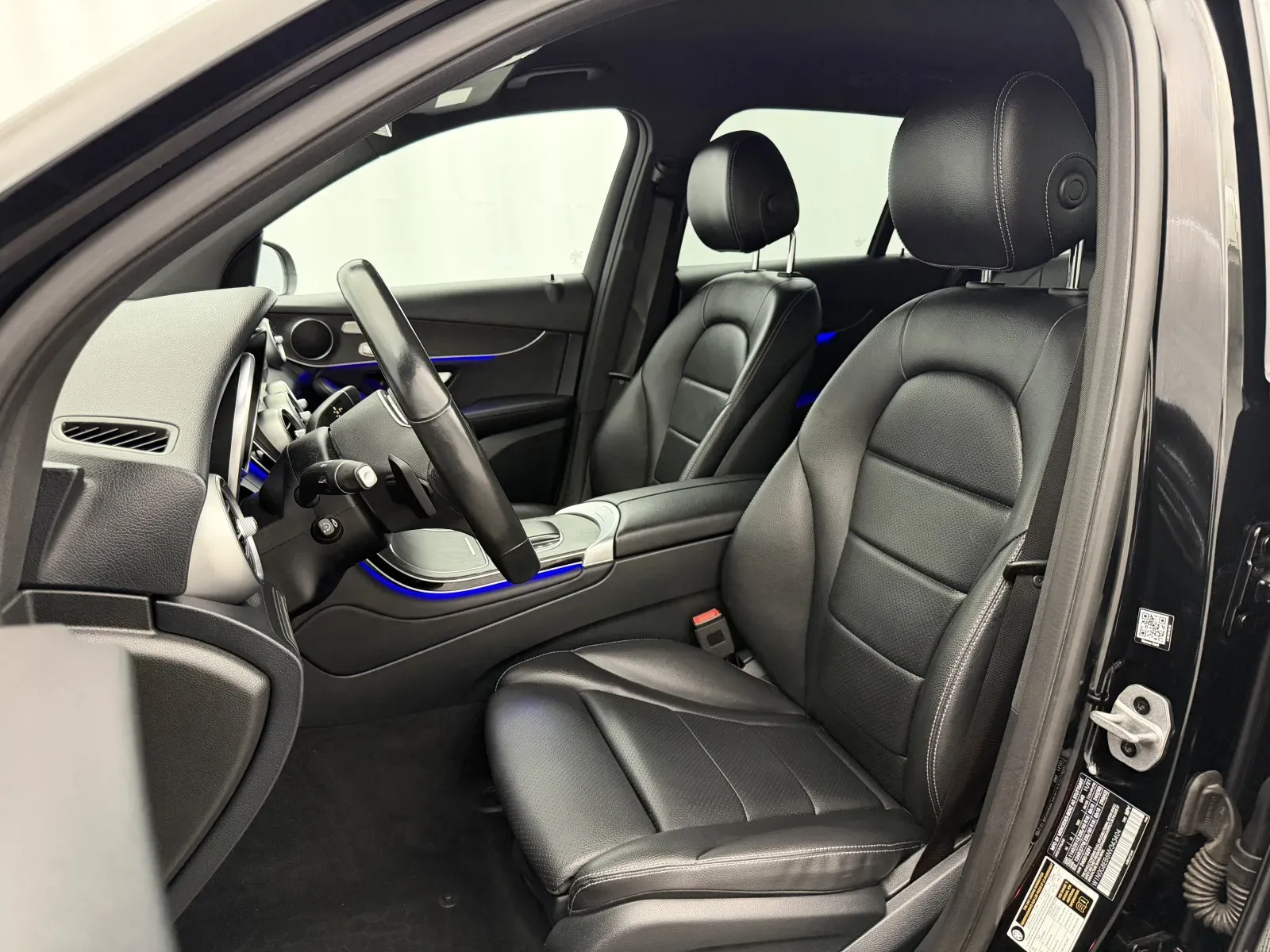 Mercedes-Benz GLC photo 8