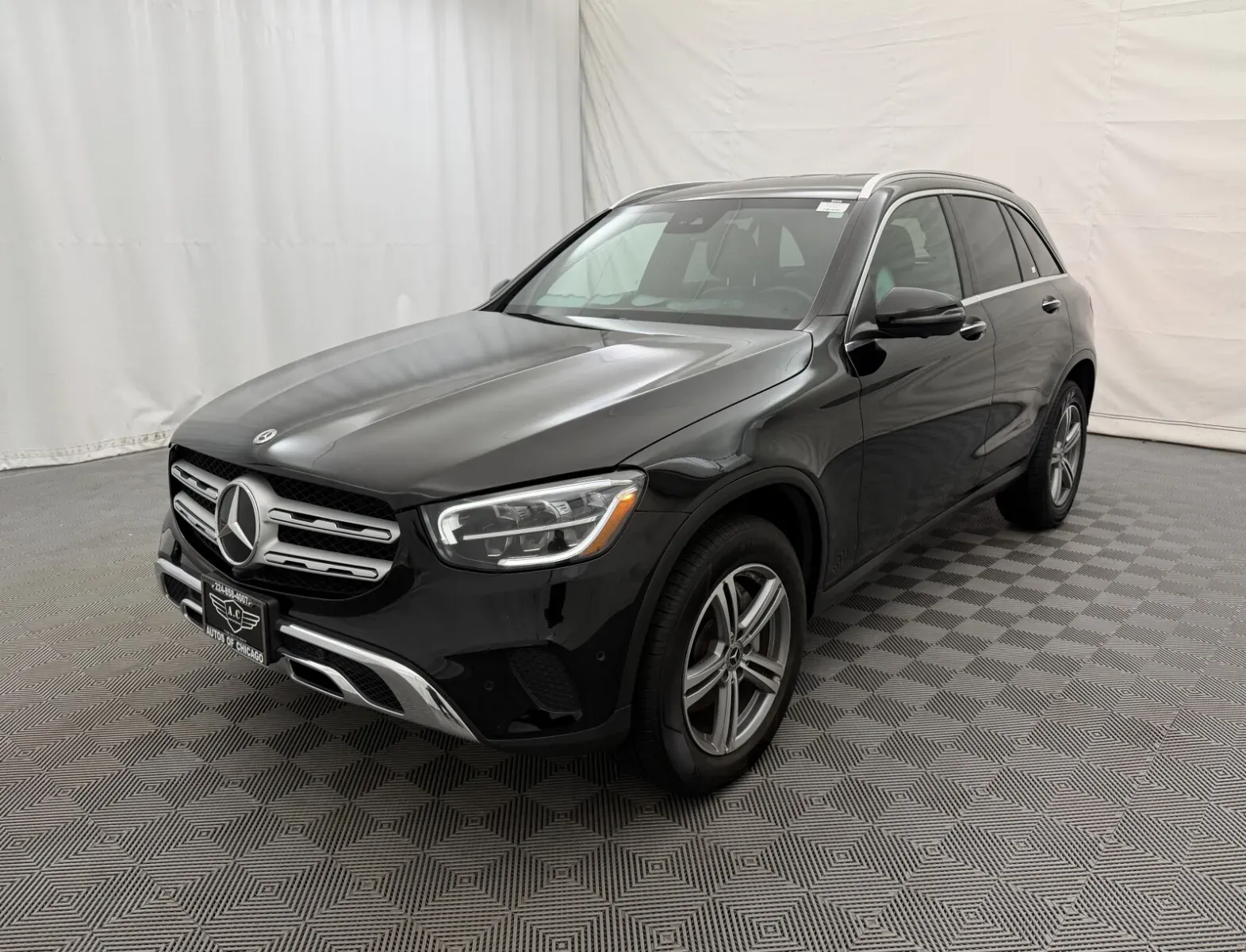 Mercedes-Benz GLC photo 2