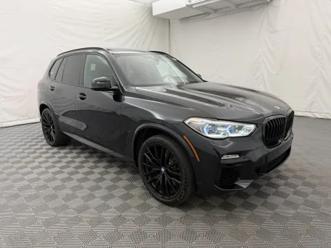 More photos of 2021 BMW X5 M50i at Autos of Chicago, IL