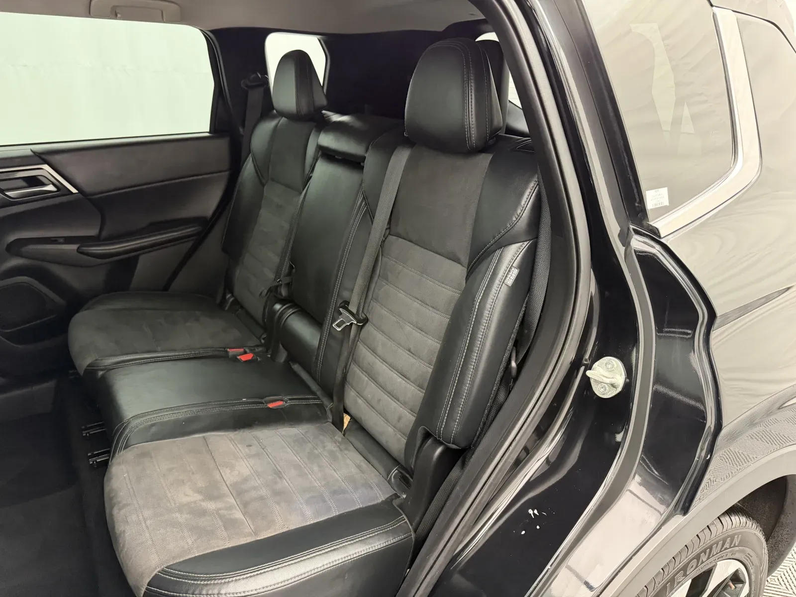 Mitsubishi Outlander photo 27