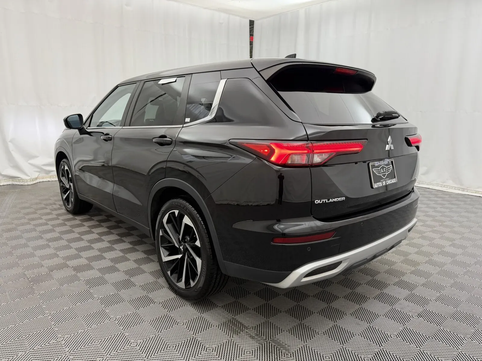 Mitsubishi Outlander photo 7