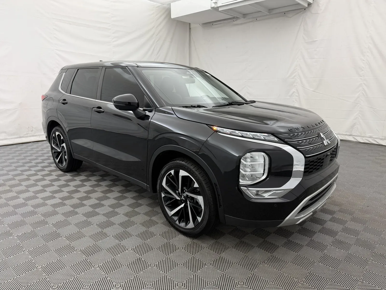 Mitsubishi Outlander photo 4