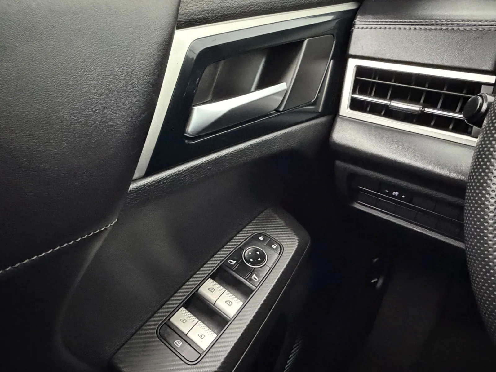 Mitsubishi Outlander photo 19