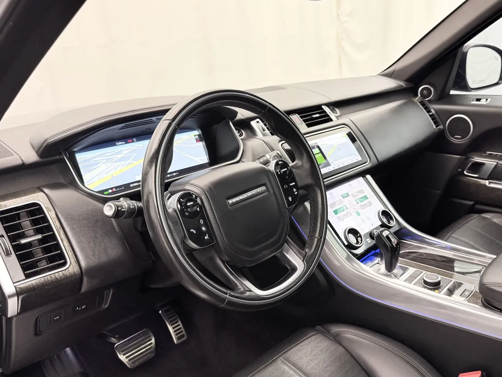 Land Rover Range Rover Sport photo 11