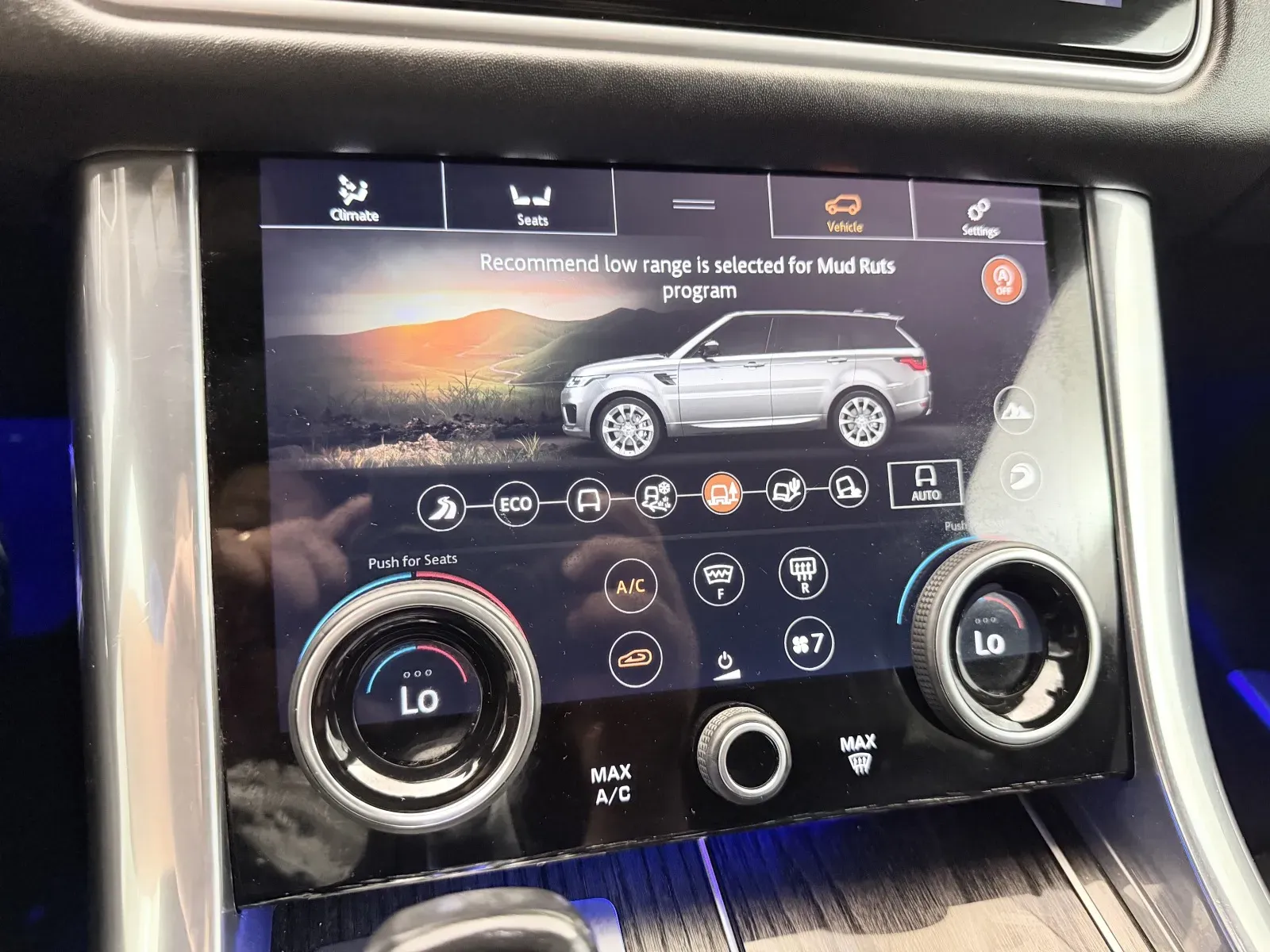 Land Rover Range Rover Sport photo 38