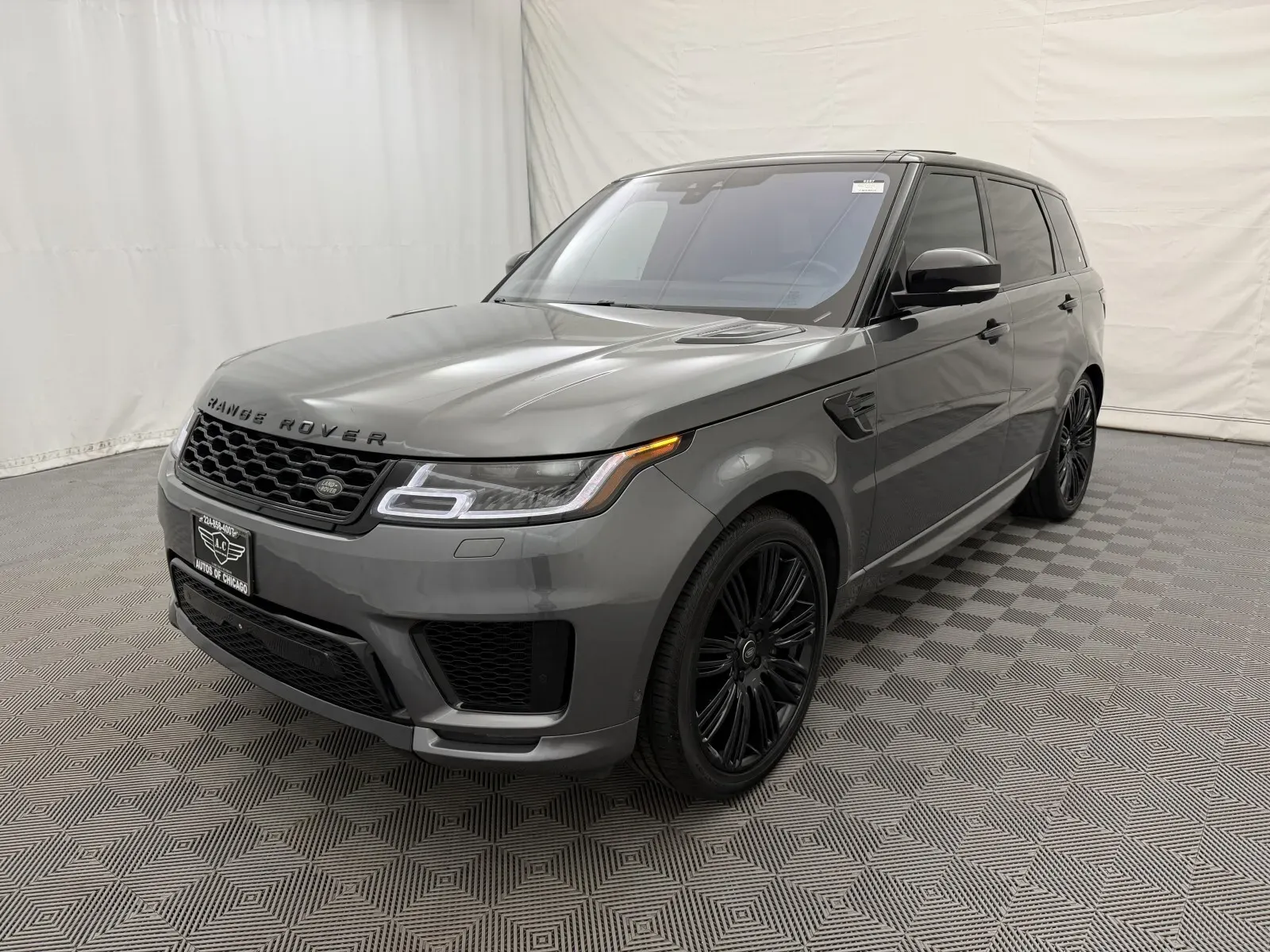 Land Rover Range Rover Sport photo 2