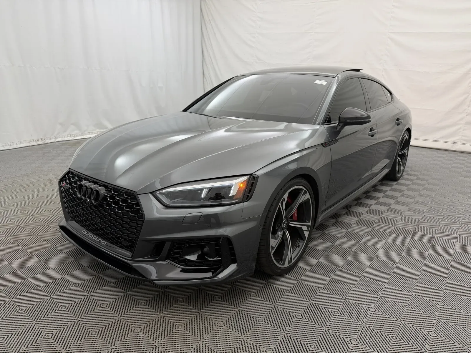 Audi RS 5 photo 2