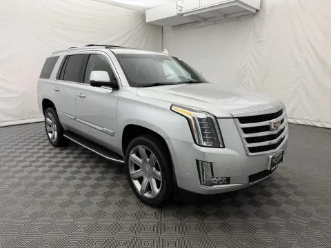 More photos of 2018 Cadillac Escalade Luxury at Autos of Chicago, IL