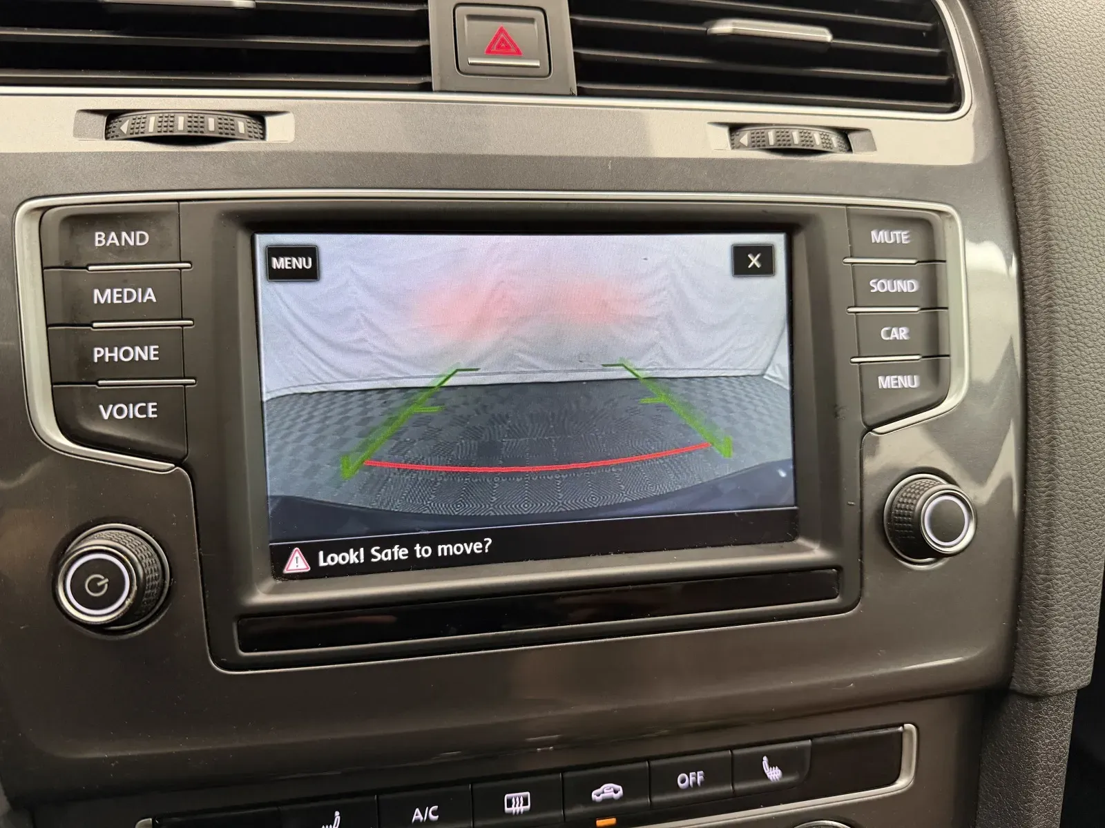 Volkswagen Golf Alltrack photo 19