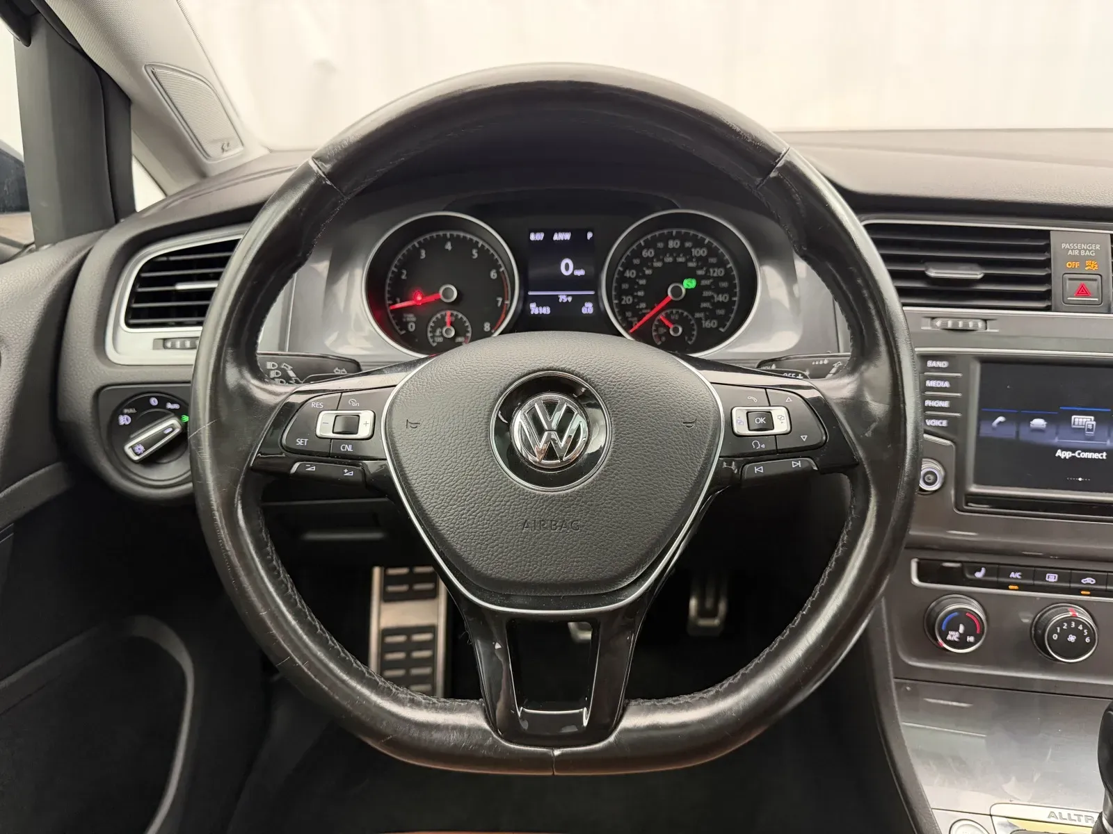 Volkswagen Golf Alltrack photo 12