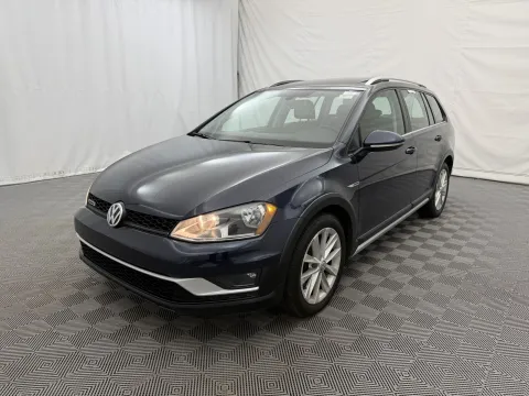 Photos of 2017 Volkswagen Golf Alltrack S for sale in Arlington Heights, IL at Autos of Chicago