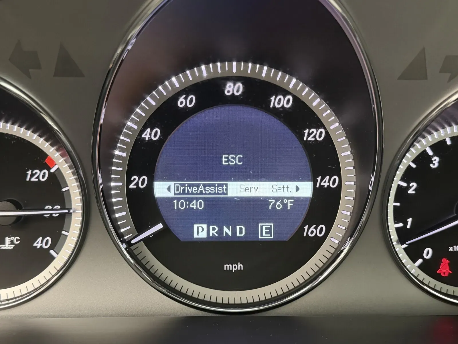 Mercedes-Benz C-Class photo 12