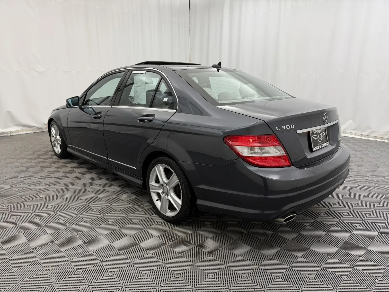 Mercedes-Benz C-Class photo 6