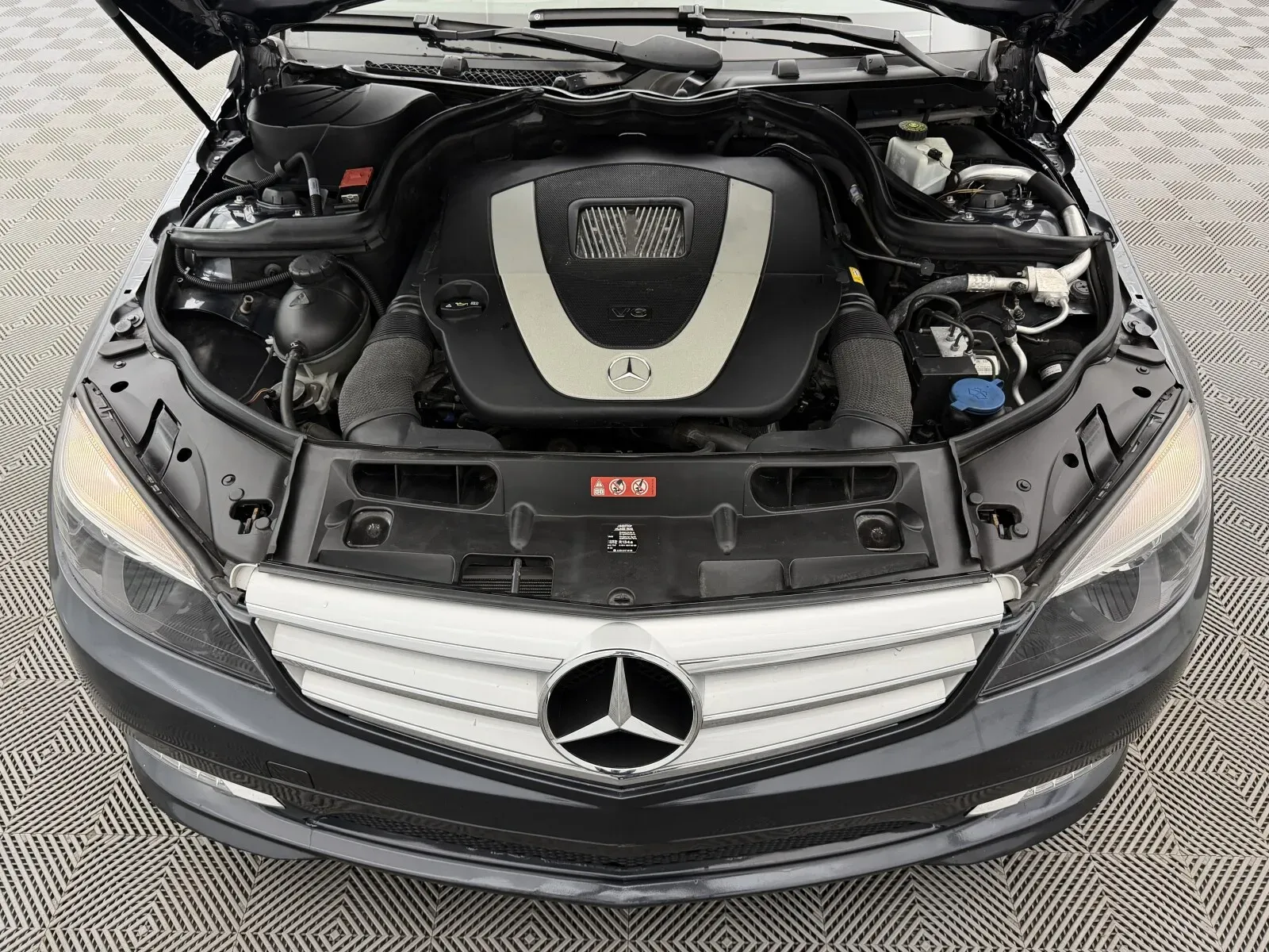 Mercedes-Benz C-Class photo 26