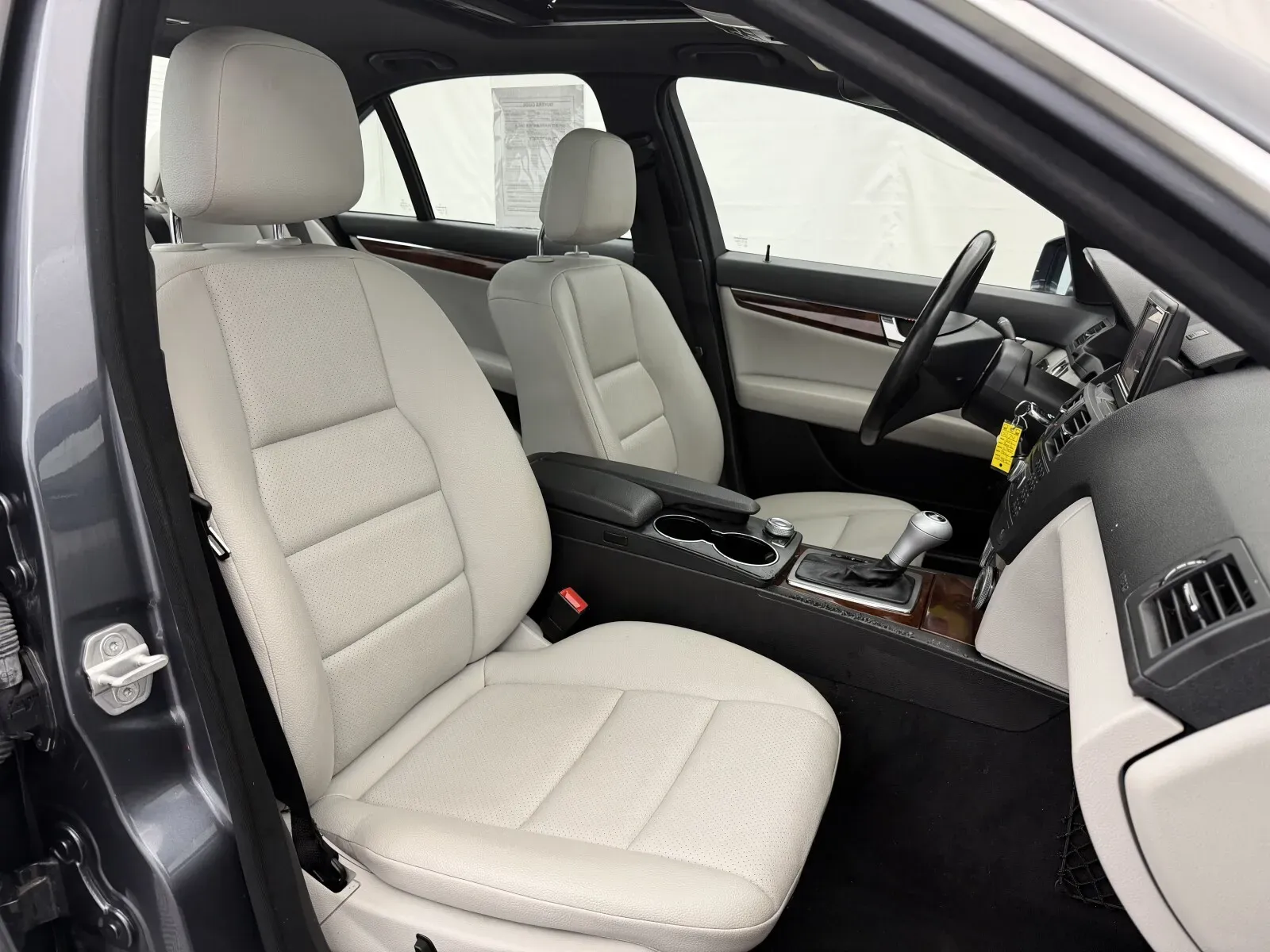 Mercedes-Benz C-Class photo 24