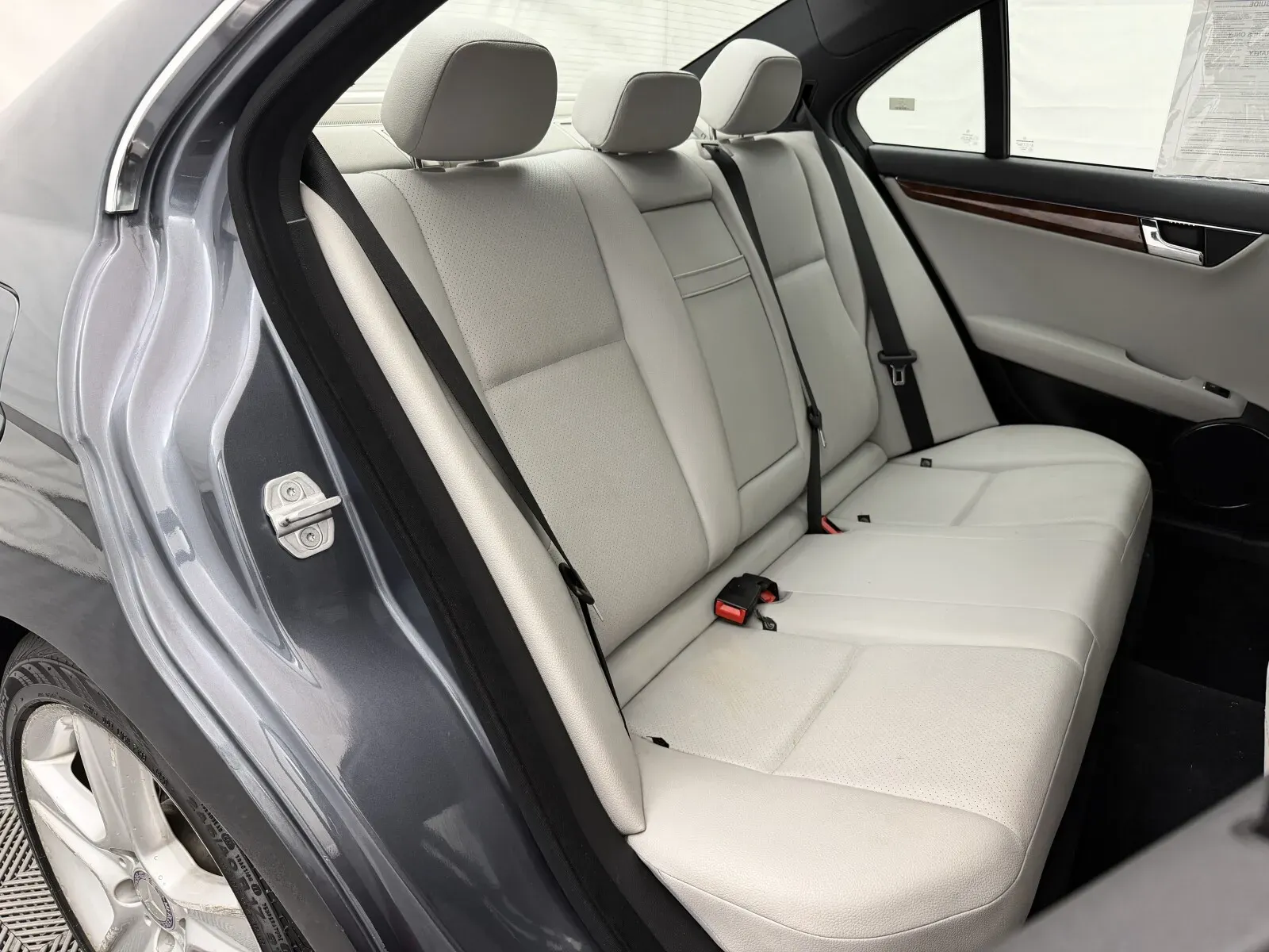 Mercedes-Benz C-Class photo 23