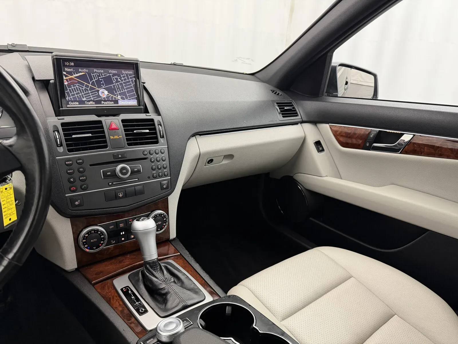 Mercedes-Benz C-Class photo 15