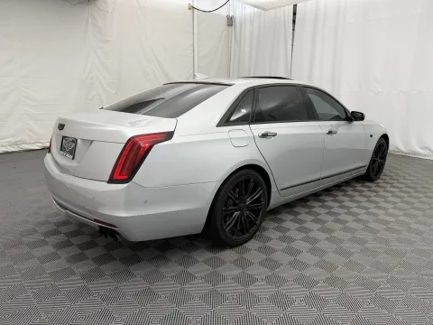 More photos of 2017 Cadillac CT6 Platinum AWD at Autos of Chicago, IL