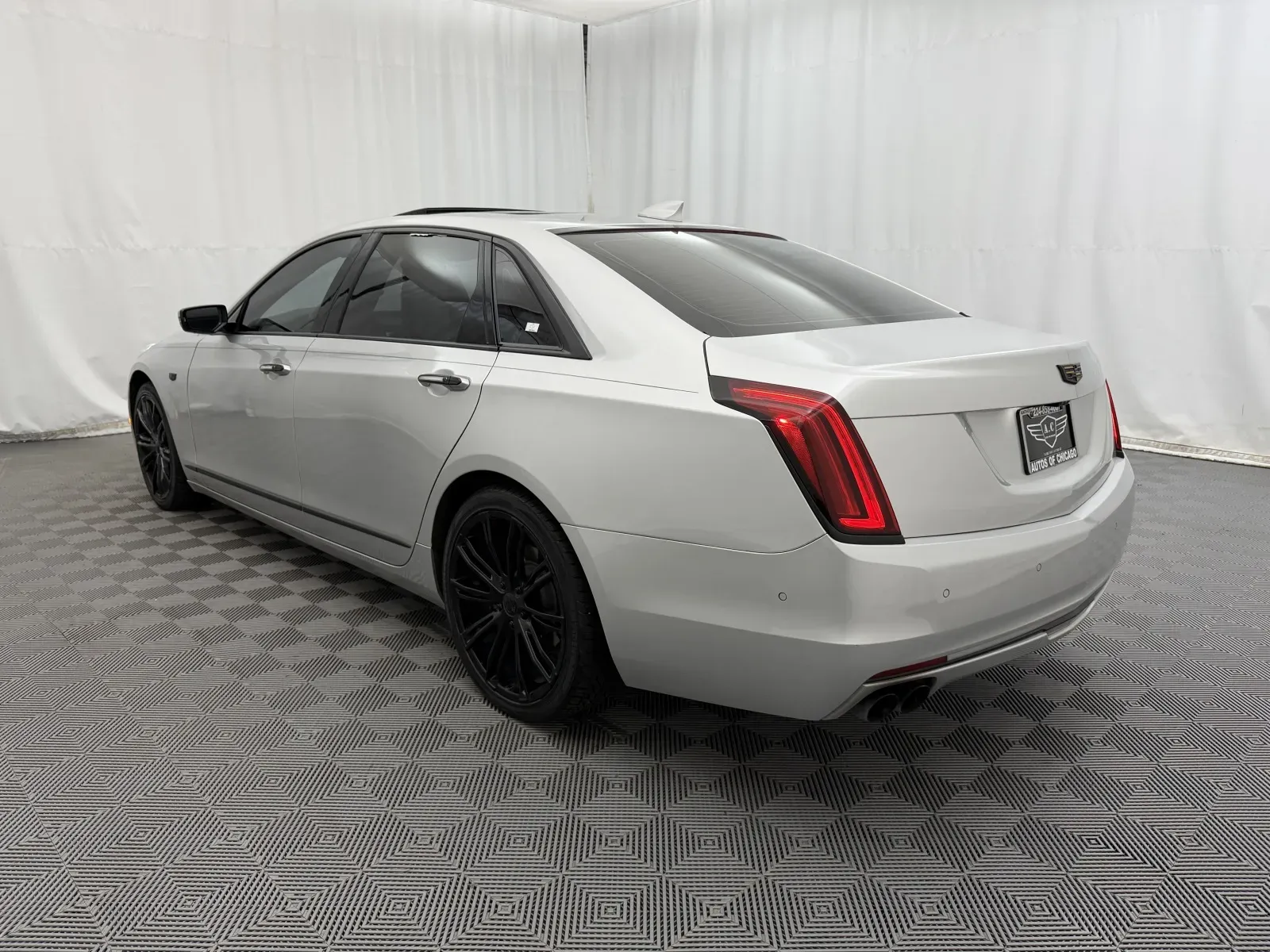 Cadillac CT6 photo 7