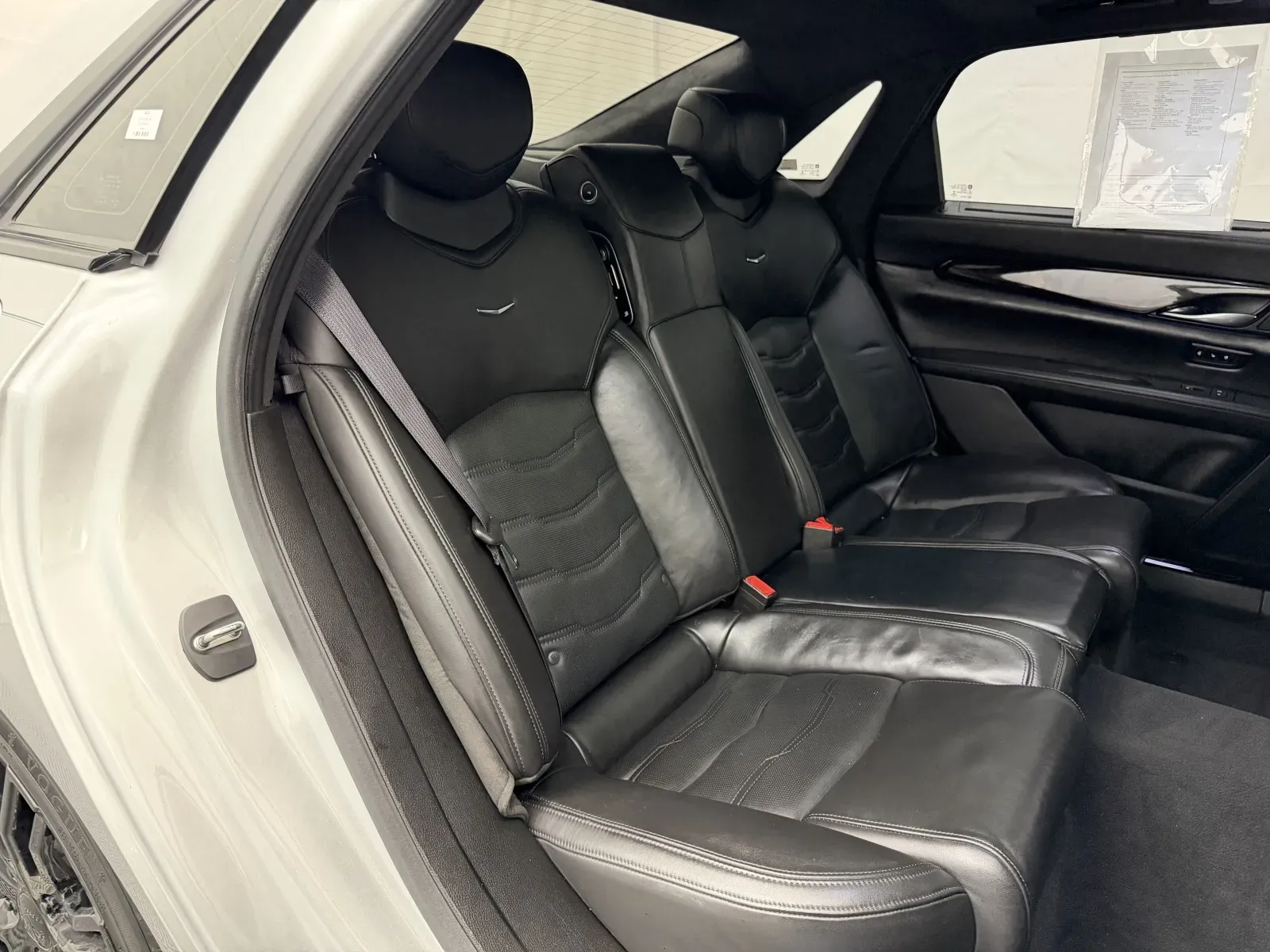 Cadillac CT6 photo 37
