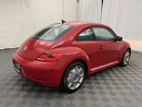 More photos of 2012 Volkswagen Beetle 2.5L PZEV at Autos of Chicago, IL