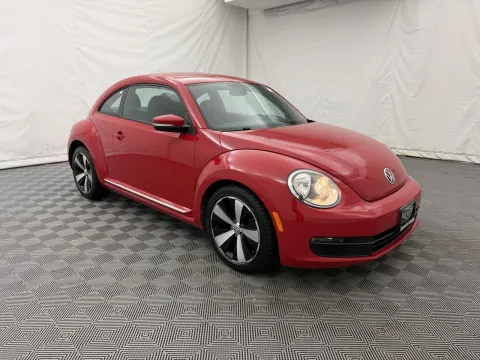 More photos of 2012 Volkswagen Beetle 2.5L PZEV at Autos of Chicago, IL