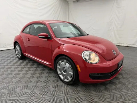 More photos of 2012 Volkswagen Beetle 2.5L PZEV at Autos of Chicago, IL